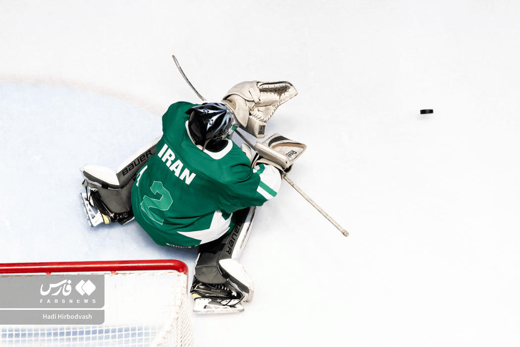 گزارش تصویری از لیگ هاکی روی یخ در ایرانمال